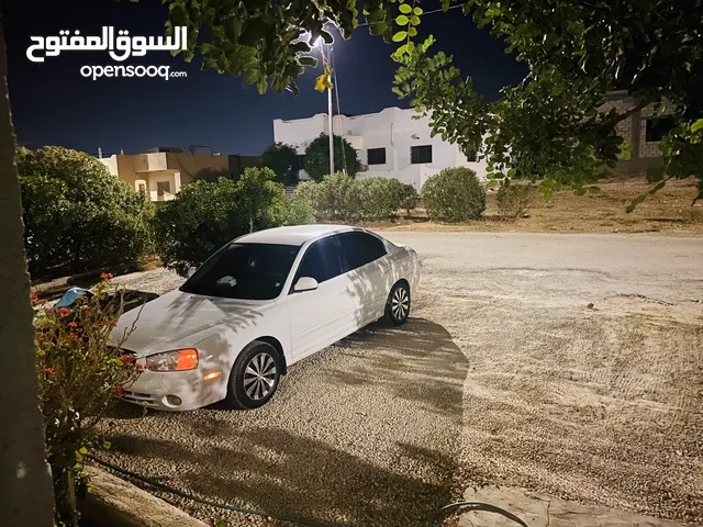 Used Hyundai Avante in Mafraq