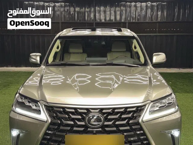 استيشن لكزس LX570 2021 خليجي السياره فيها عقد صيانه في الوكاله