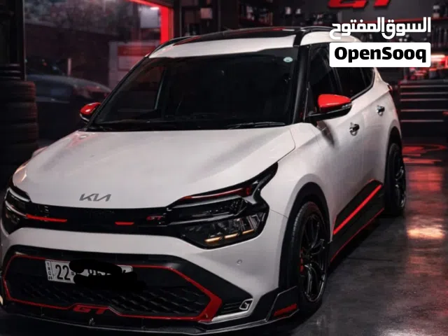 2025 كيا كارينز Standard