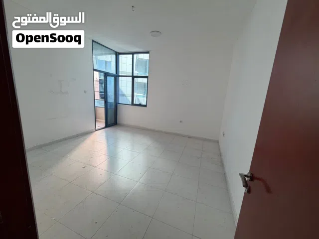شقة بأجمل أبراج عجمان أبراج الفالكون مع باركن فري داخل التاور