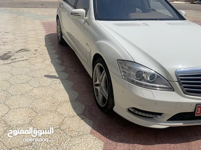 Mercedes Benz S-Class S 500 in Abu Dhabi
