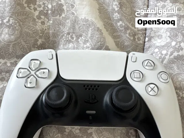 كنترولر سوني فايف مستعمل بحاله ممتازه شوف الوصف