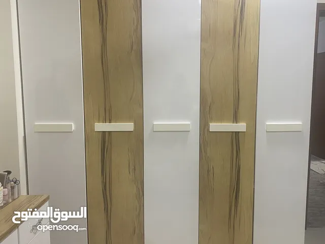 Room wardrobe with 5 doors