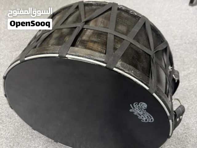 طبل عرقسوسي جديد مع شنطة والعصي وحزام فقطط 45 دينار