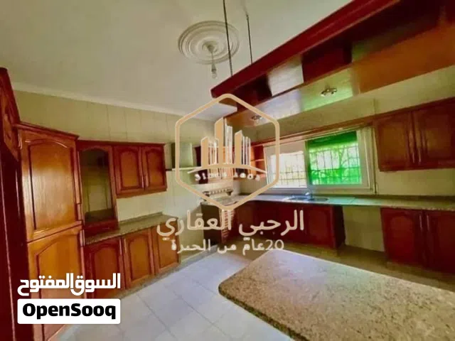 200 m2 4 Bedrooms Apartments for Rent in Amman Al Rabiah