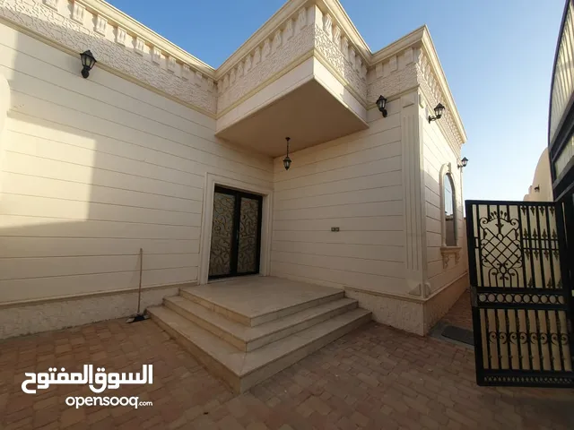 1 ft 3 Bedrooms Villa for Rent in Al Ain Al Bateen