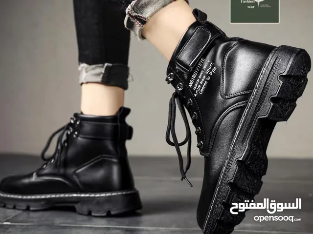 Black Comfort Shoes in Sana'a