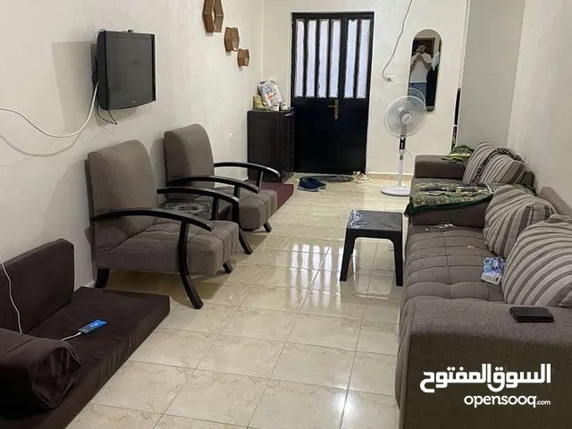 140 m2 3 Bedrooms Apartments for Sale in Zarqa Al Zarqa Al Jadeedeh