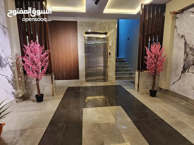 125 m2 3 Bedrooms Apartments for Sale in Jeddah As Salamah