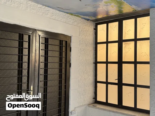 143 m2 4 Bedrooms Apartments for Sale in Irbid Petra Street