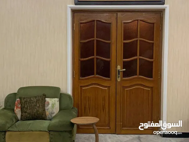 250 m2 5 Bedrooms Townhouse for Rent in Basra Jaza'ir