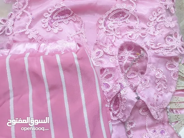 متوفر بدله عروس مستعمل ملبوس مره فقط في العرس
