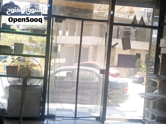 محل للبيع موقع مميز