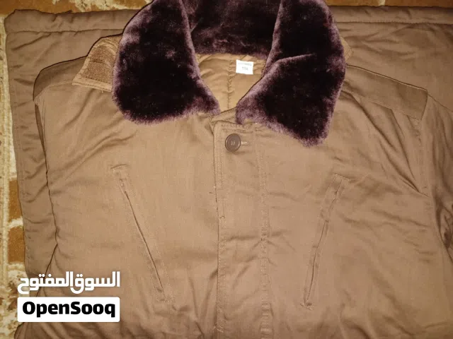 معطف جديد للبيع حجم M