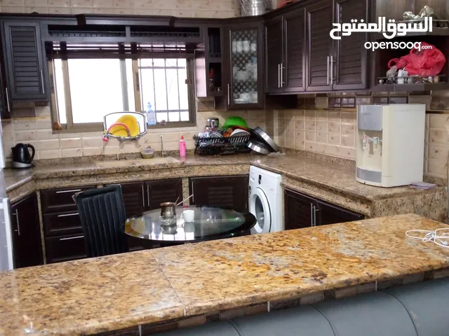 120m2 3 Bedrooms Townhouse for Sale in Zarqa Al Hashemieh