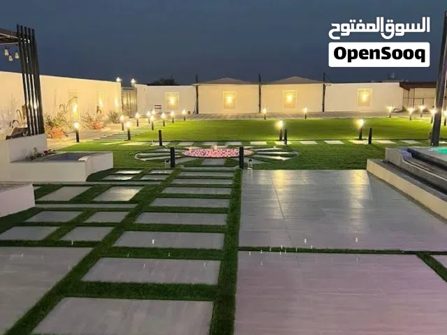 4 Bedrooms Chalet for Rent in Al Batinah Barka