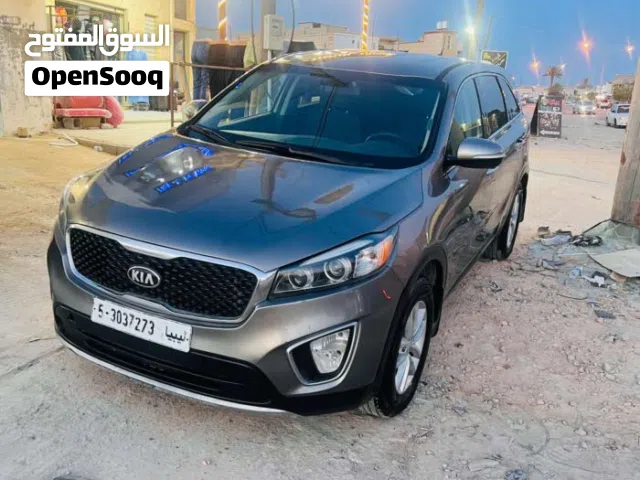 2018 Kia Sorento Standard