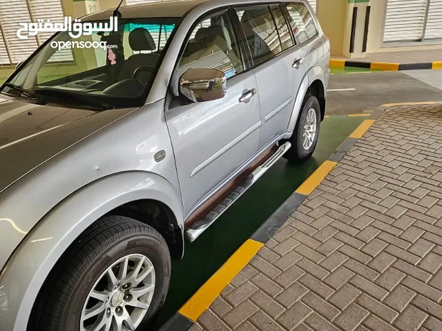Pajero sport 2010