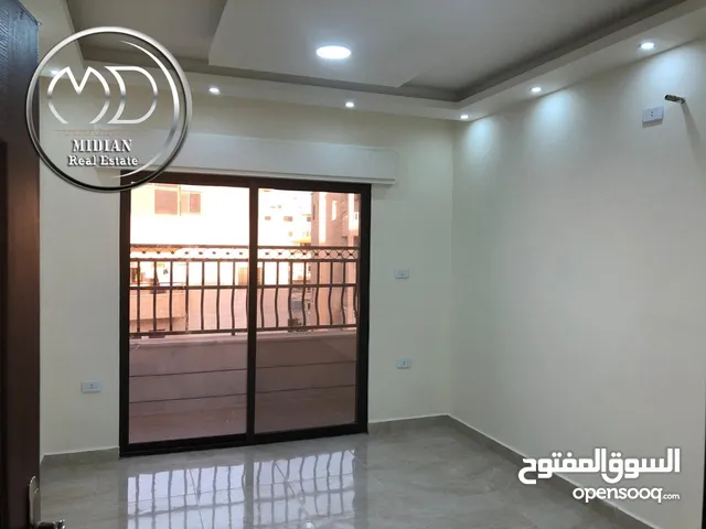 135m2 3 Bedrooms Apartments for Rent in Amman Tla' Ali