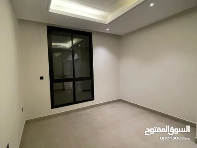 171 m2 3 Bedrooms Apartments for Rent in Al Riyadh Al Malqa