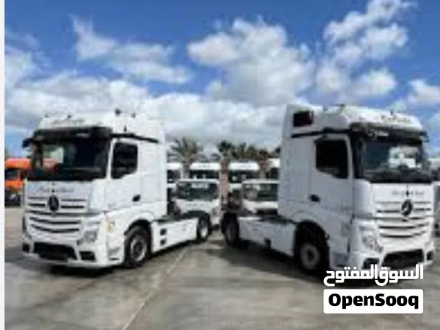 نبحث عقد ثابت  ل قاطرة ومقطورة داخل عمان looking for fix contract for truck trailer inside Oman