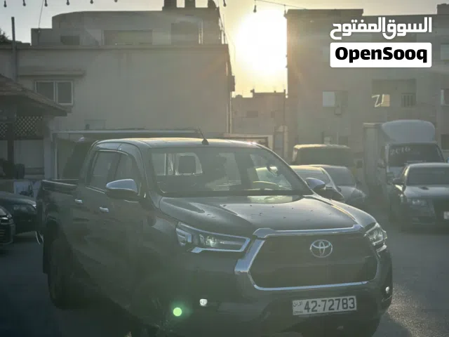 2023 تويوتا هيلوكس SR5