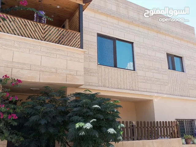 110 m2 3 Bedrooms Townhouse for Sale in Zarqa Russayfah