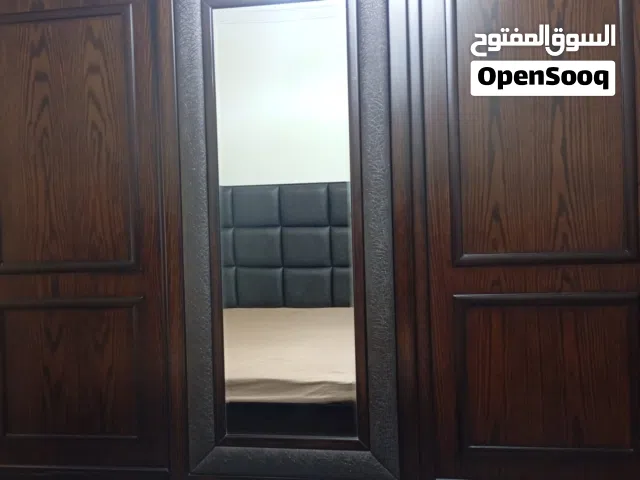 غرفة نوم  بحالة ممتازة