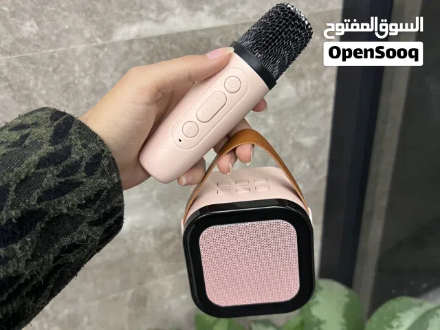 سماعه لاسلكيه مع مايكرفون واضاءه ملونه موديل K12