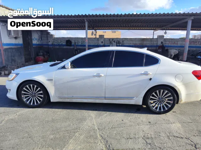 Used Kia Cadenza in Tripoli