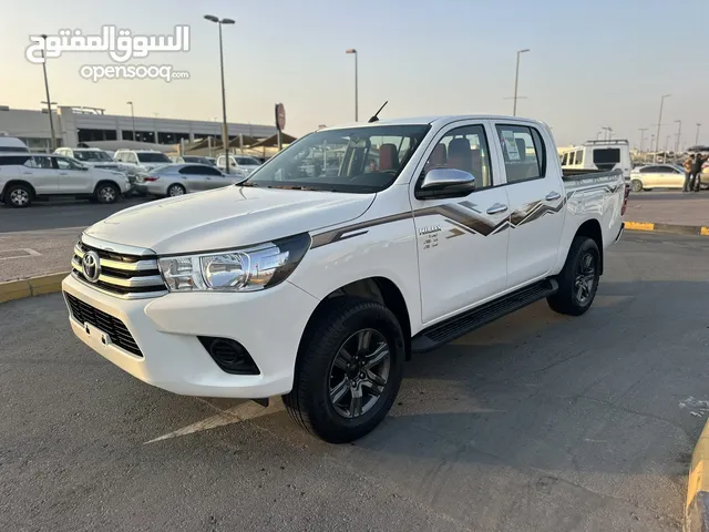 Used Toyota Hilux in Sharjah