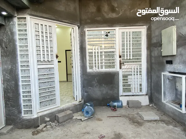 100 m2 3 Bedrooms Townhouse for Sale in Basra Tannumah
