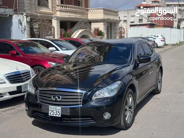 Used Infiniti Q70 in Homs