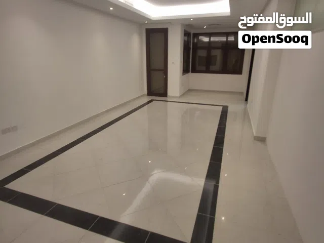 500 m2 More than 6 bedrooms Villa for Rent in Mubarak Al-Kabeer Fnaitess