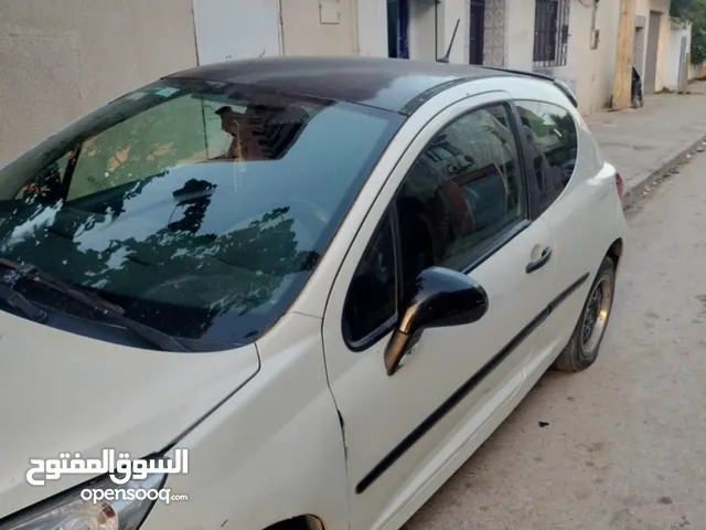 Used Peugeot 207 in Tunis