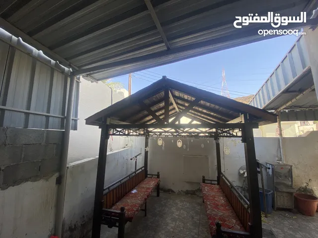 مظلة خارجية