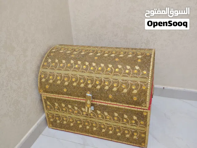 مندوس لون ذهبي جميل