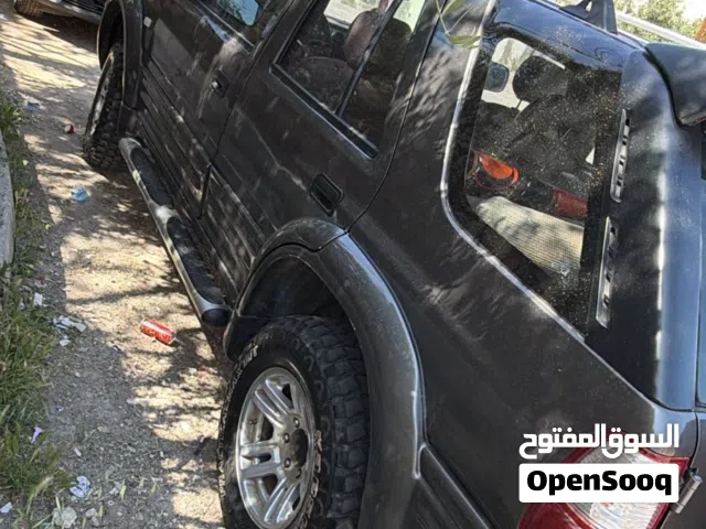 2005 ايسوزو اخرى