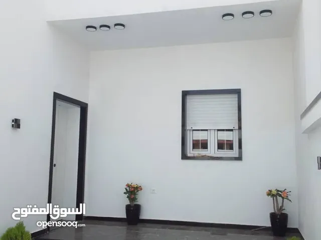 225 m2 5 Bedrooms Townhouse for Sale in Tripoli Souq Al-Juma'a