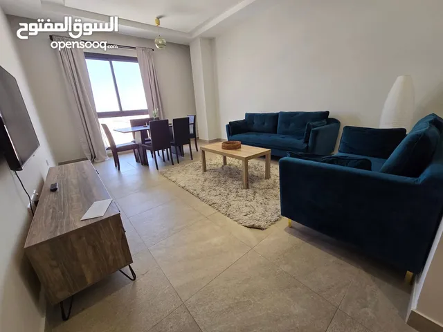 شقه للايجار مفروشه شامل الكهرباء والانترنت في الحد الجديد