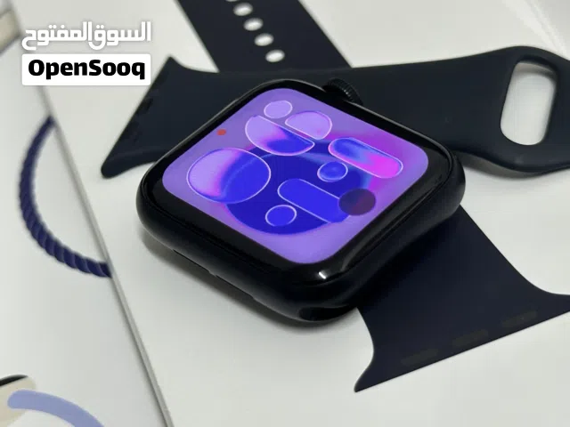 Apple Watch SE 3 40MM aluminum case only 10 days used under warranty