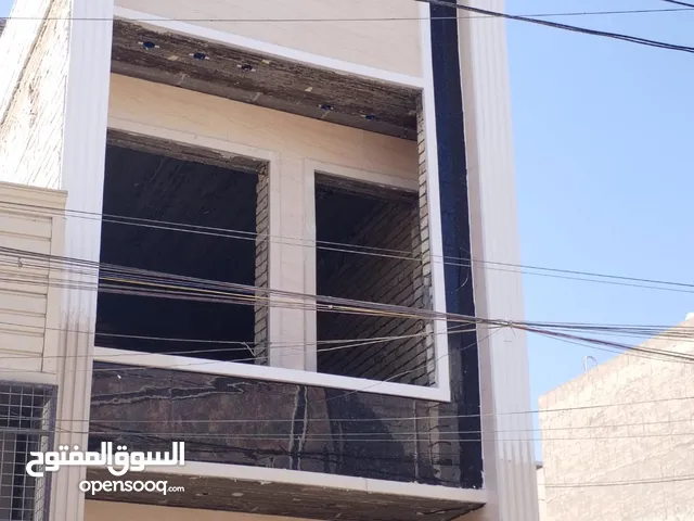 70m2 3 Bedrooms Townhouse for Sale in Baghdad Al-Hussein