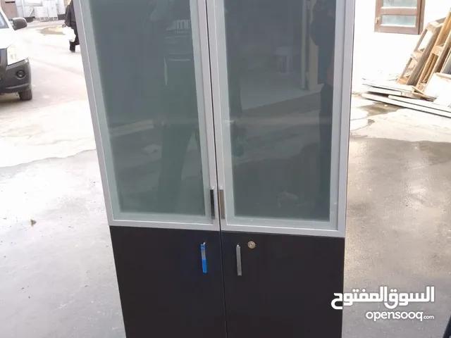خزائن مكتب بحالة الممتاز