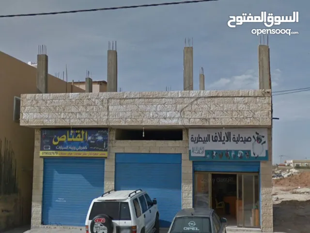 225 m2 Warehouses for Sale in Madaba Thiban