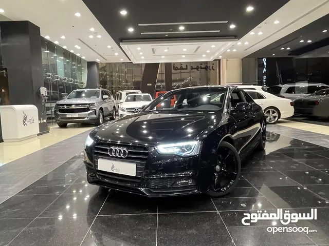 Audi A5 Coupe model 2015