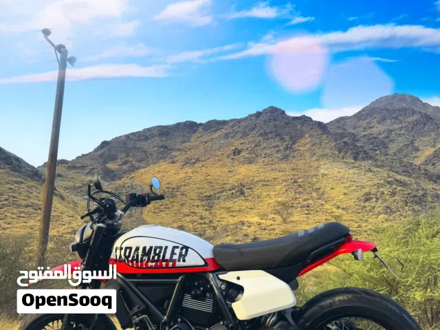 Ducati Scrambler Urban Motard 2022 GCC