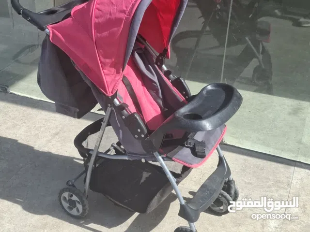عربة أطفال