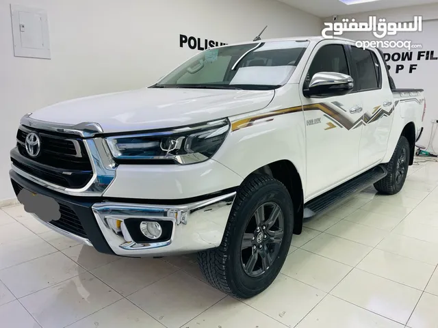 تويوتا هيالوكس 2024