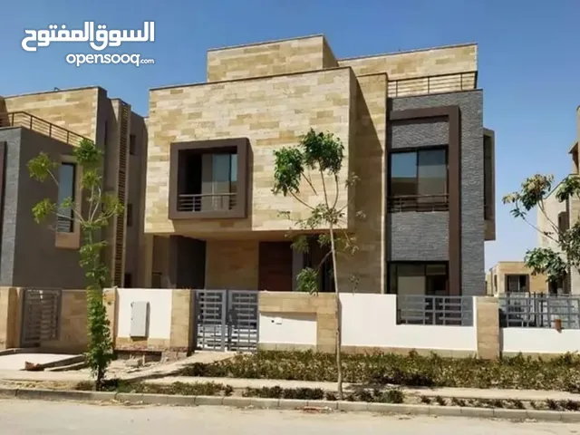 160 m2 4 Bedrooms Villa for Sale in Cairo First Settlement