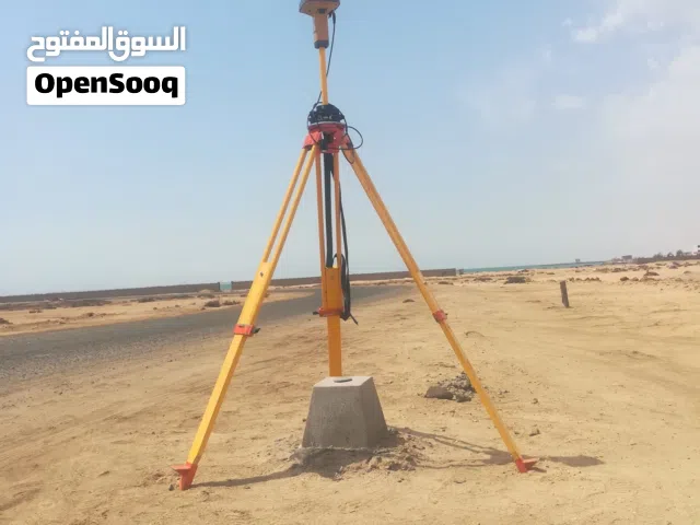 مساح اعمال رفع مساحي وقياسات